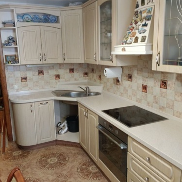 Столешницы из Staron SS440, замена старой столешницы на новую. Новая кухня с новой столешницей, срок службы столешниц...