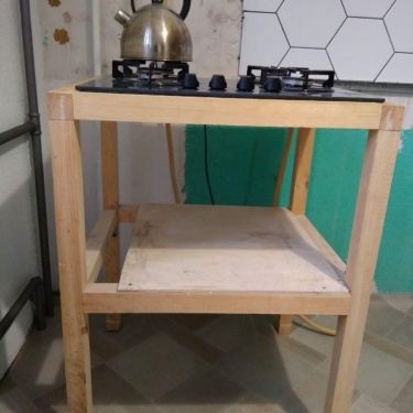 Установка варочной панели без столешницы может оказаться сложной задачей, но ее можно решить. В статье рассмотрим способы монтажа, какие нюансы сле...